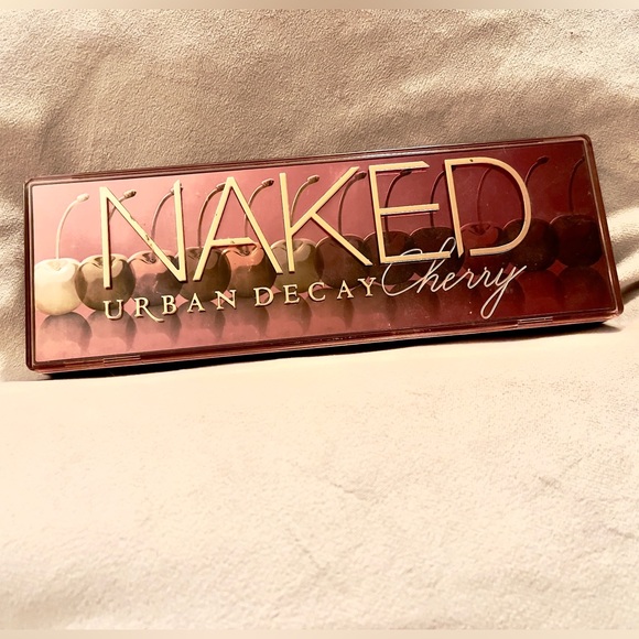 Urban Decay Naked Cherry Palette - Picture 2 of 6
